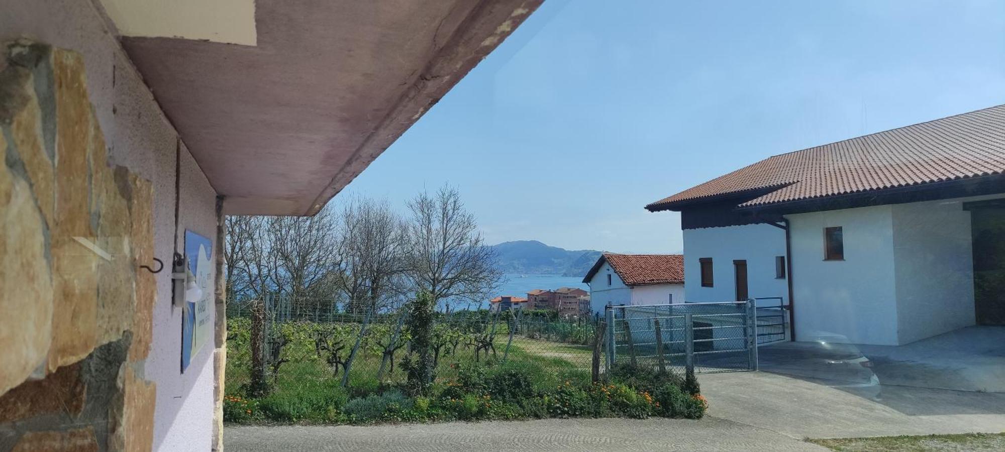 Akarregi-Kanpaia Albergue De Peregrinos Getaria Bagian luar foto
